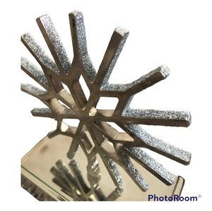 Silver Snowflake Stocking Holders